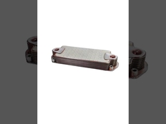 Pour les moteurs de camions, le refroidisseur à huit niveaux d'huile