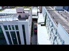 Les pièces de camion à destination de la Zambie sont entièrement préparées pour l'expédition.